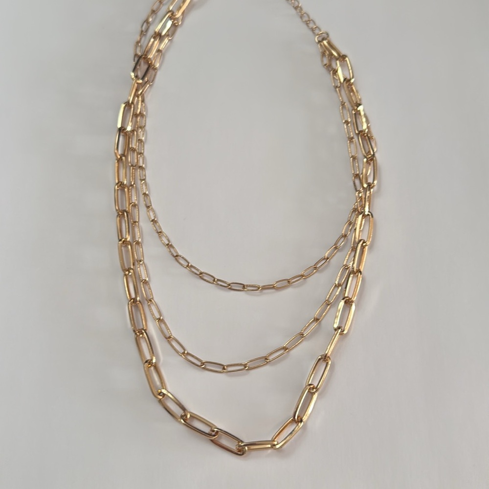 Chain Link Necklace - Picture 4 of 11
